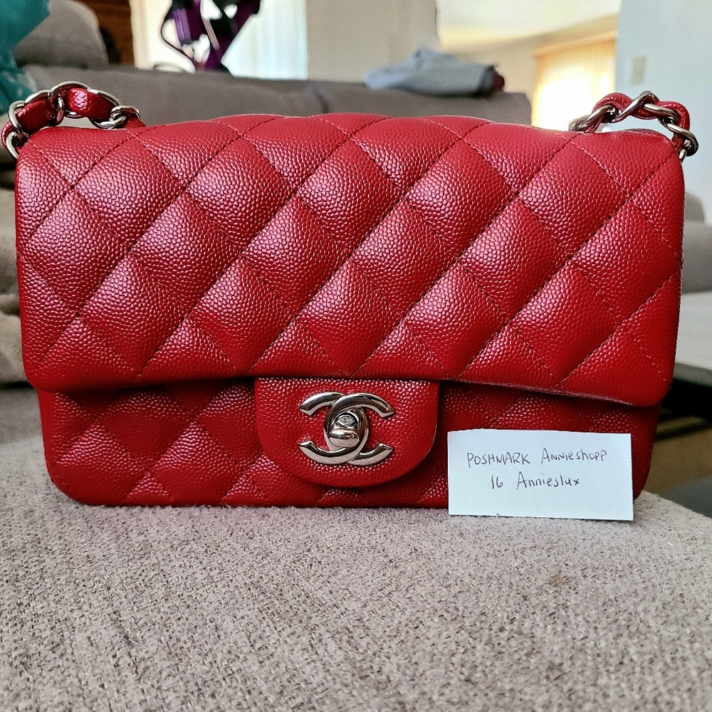 ❌SOLD❌ Chanel Mini Flap Bag 17b Red